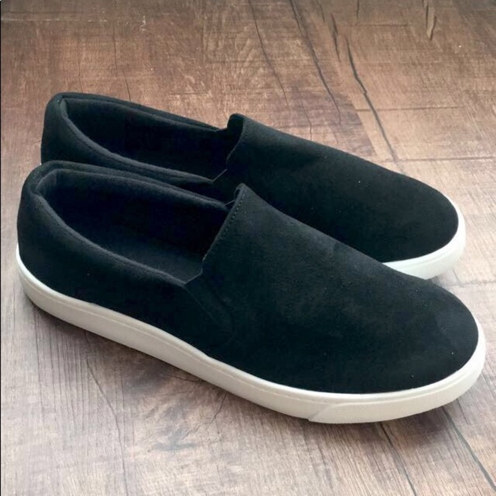 Black Slide-Ons